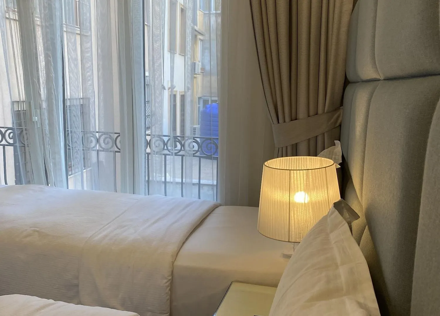 Ten Rooms İstanbul Otel