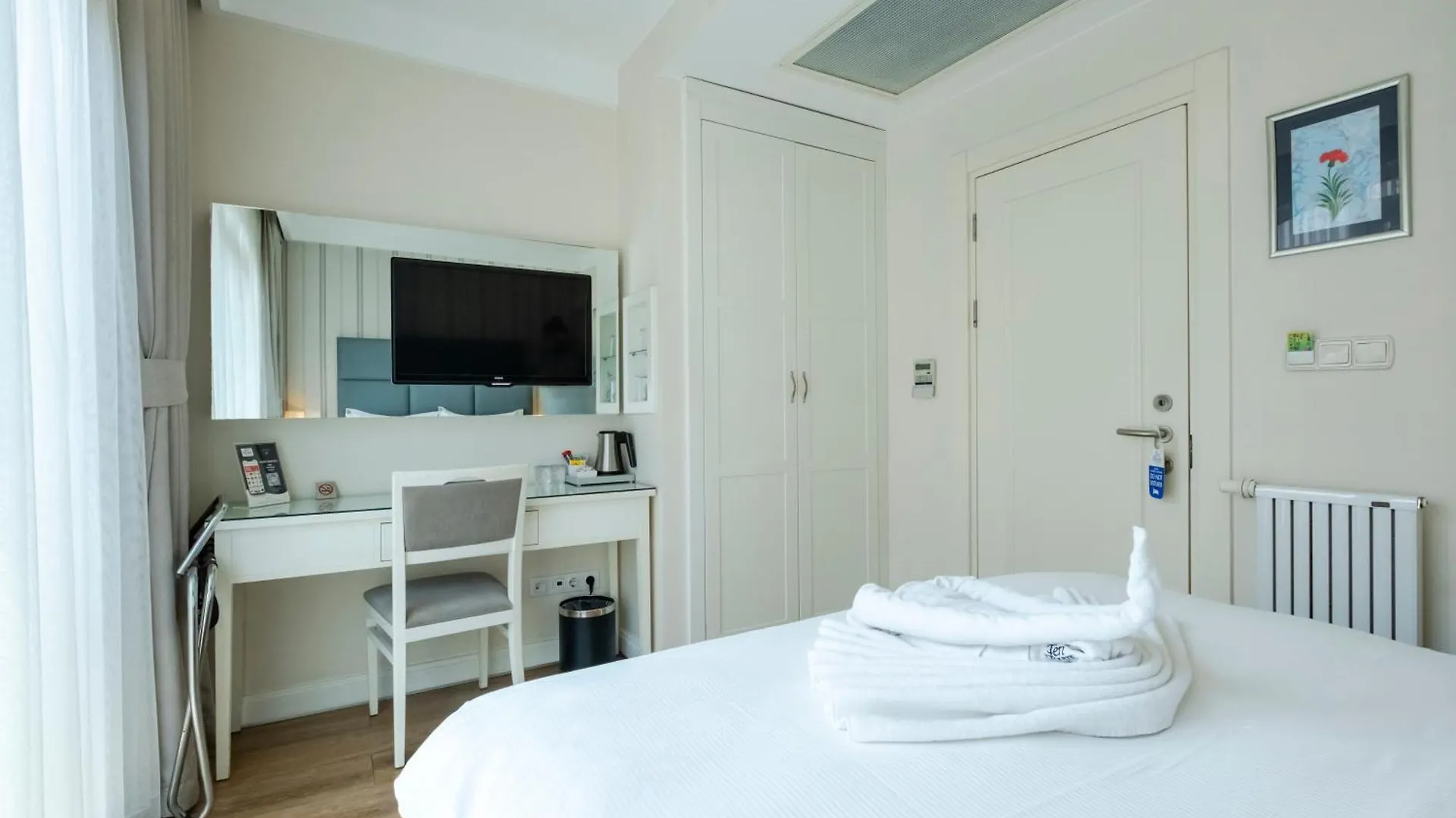 Ten Rooms Istanbul Hotel (Adults Only)