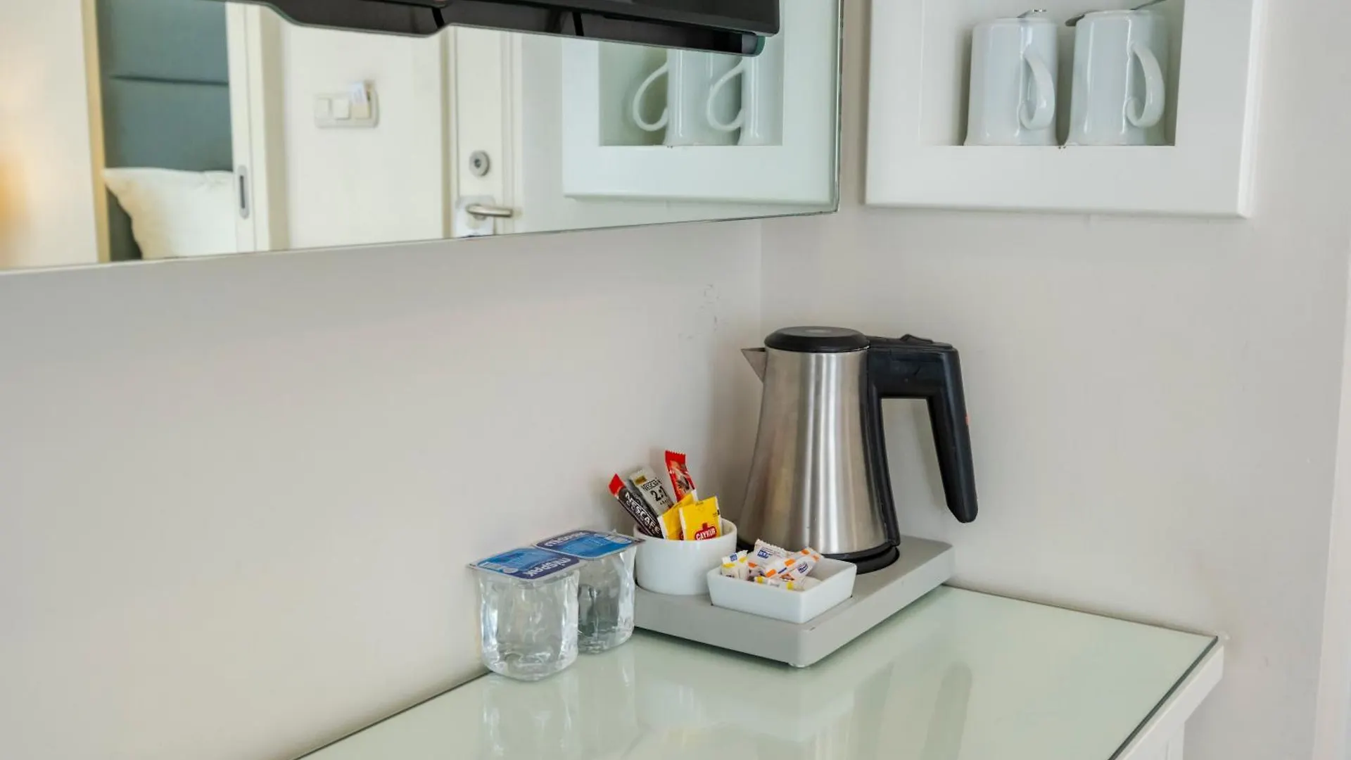 Ten Rooms Istanbul Hotel (Adults Only)