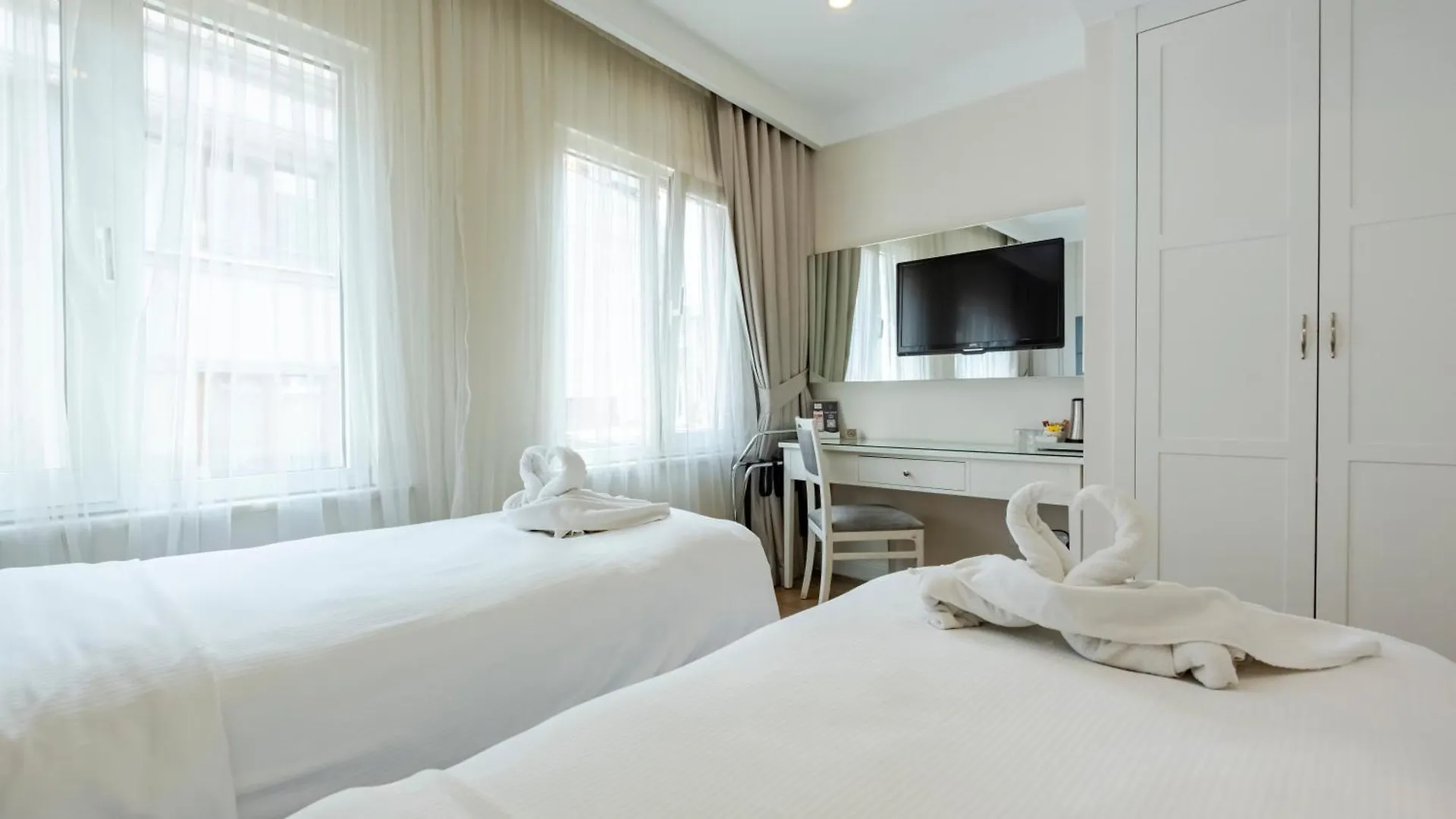 Ten Rooms Istanbul Hotel (Adults Only)