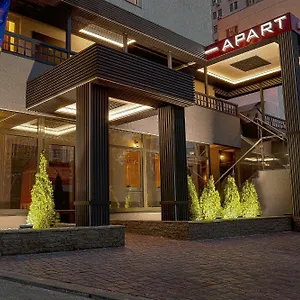 توين أبارت 4* كييف