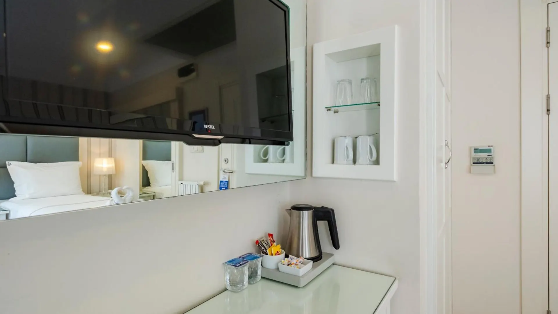 Ten Rooms Istanbul Hotel (Adults Only)
