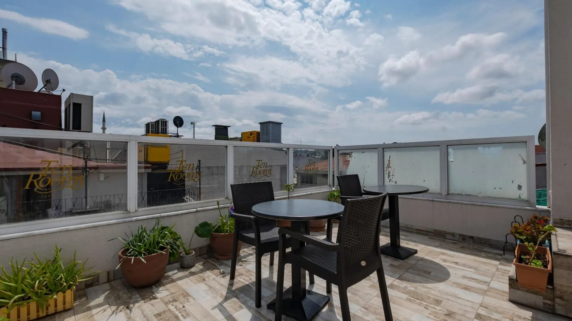 Ten Rooms Istanbul Hotel (Adults Only)
